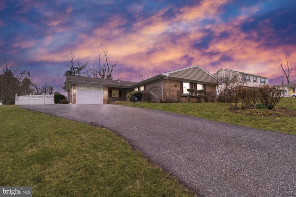 12713 Kembridge Dr, Bowie, MD 20715 - photo 1