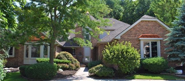 3039 Woodcreek Way