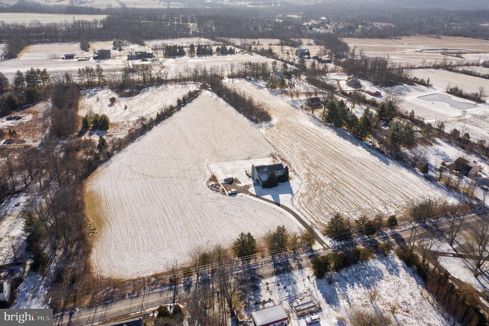 3946 Stump Rd, Doylestown, PA 18902 - photo 1