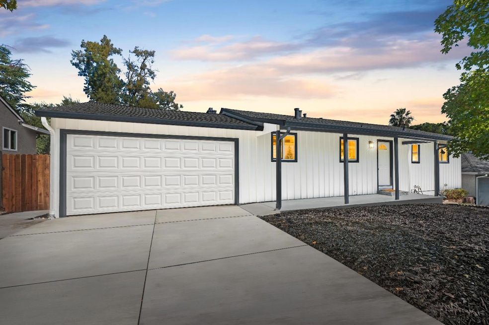 For Sale $520,000 • Co-Listing Agent