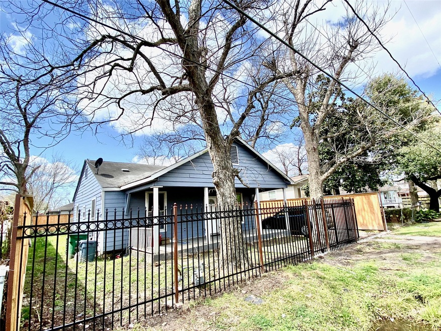 4233 Europa St, Houston, TX 77022 - photo 1