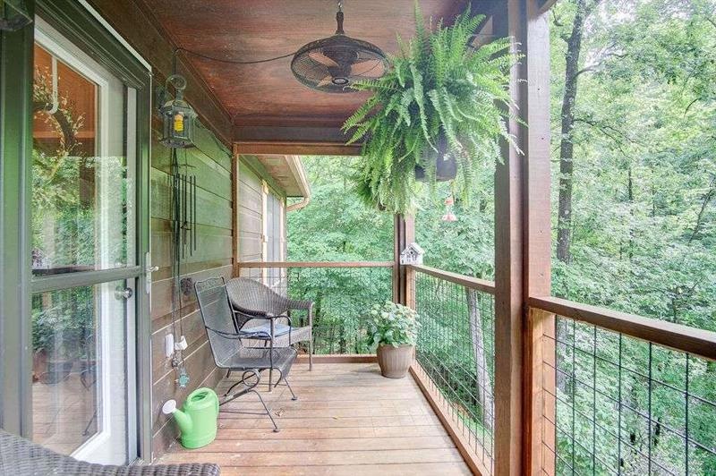 Perched view