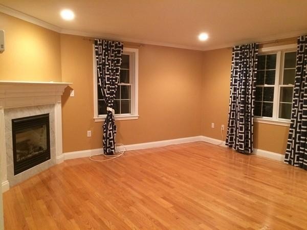 307 College Farm Rd unit 3, Waltham, MA 02451 - photo 1