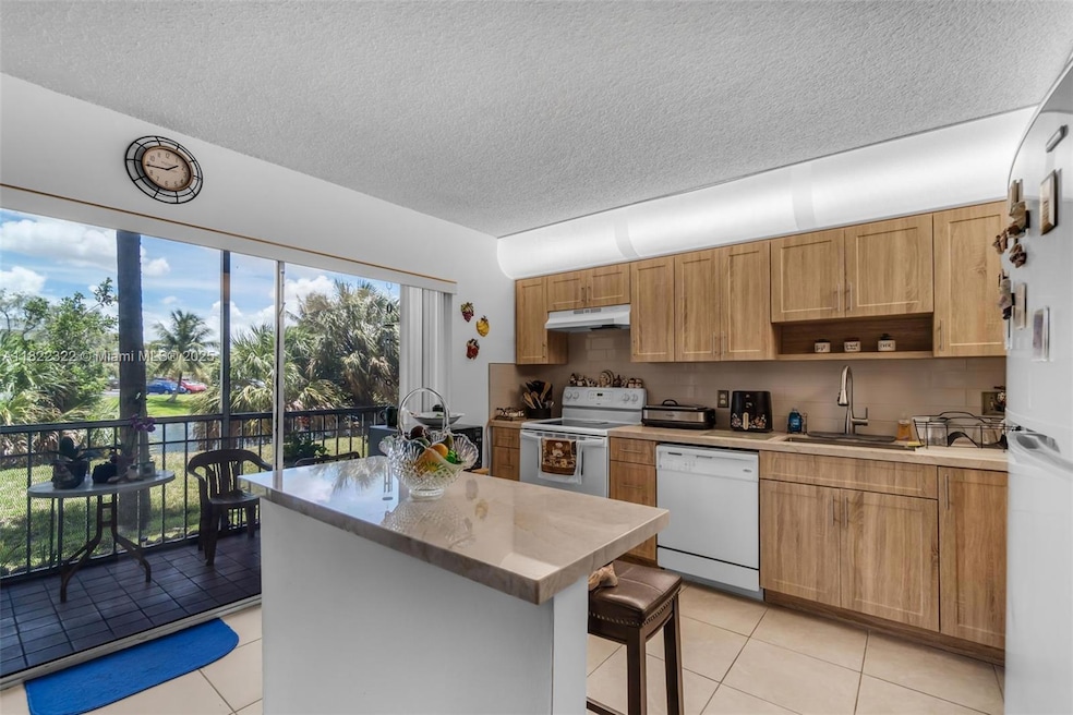 Under Contract $299,900