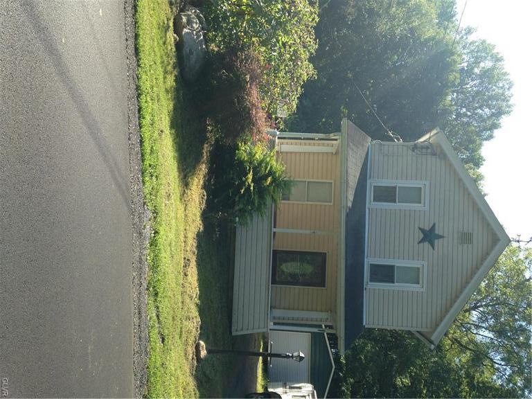 3019 Welshtown Rd unit 3021, Slatington, PA 18080 - photo 1