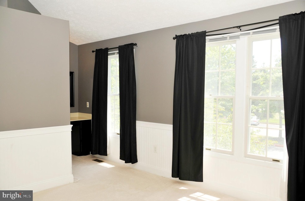 8022 Brightfield Rd, Ellicott City, MD 21043 - photo 1