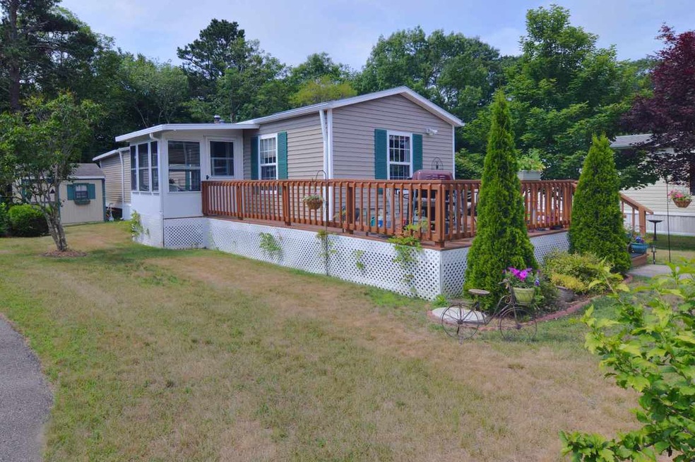 195 Little Pond Rd, Wakefield, RI 02879 - photo 1