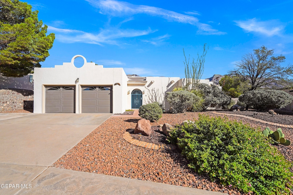 For Sale $438,888 • Co-Listing Agent