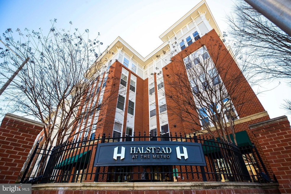 Sold $330,000 • Co-Listing Agent