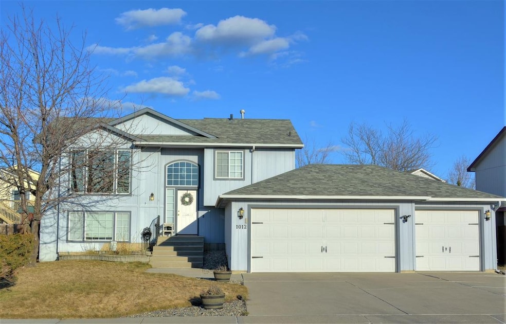 1012 N Stanley St, Medical Lake, WA 99022 - photo 1