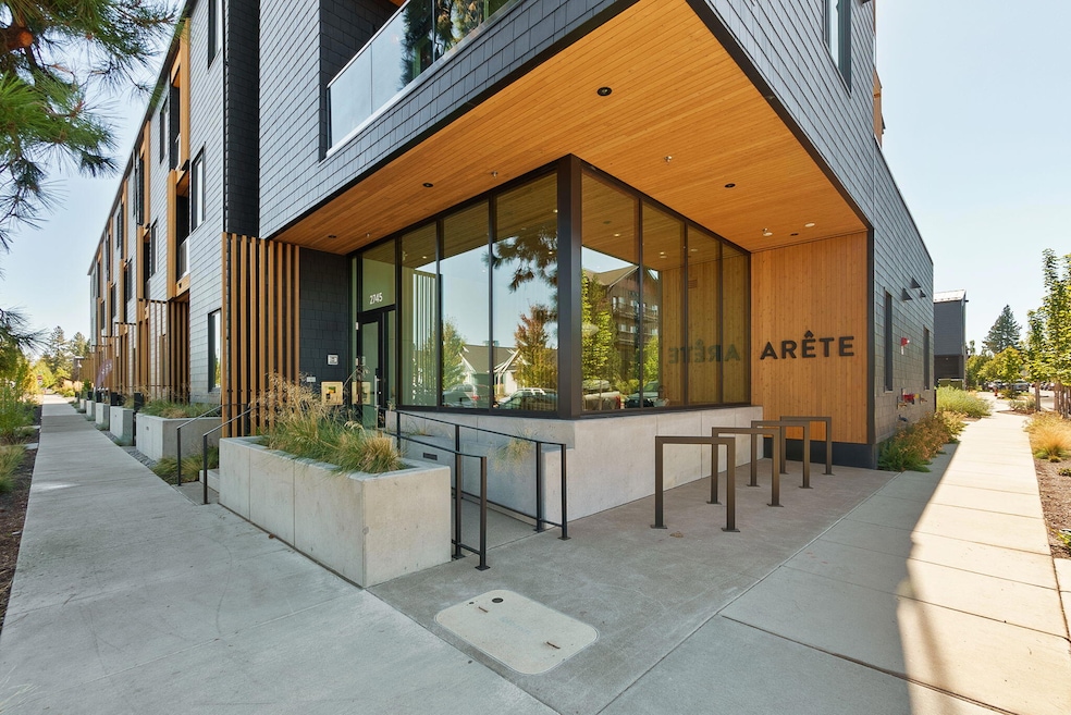 For Sale $599,000 • Co-Listing Agent