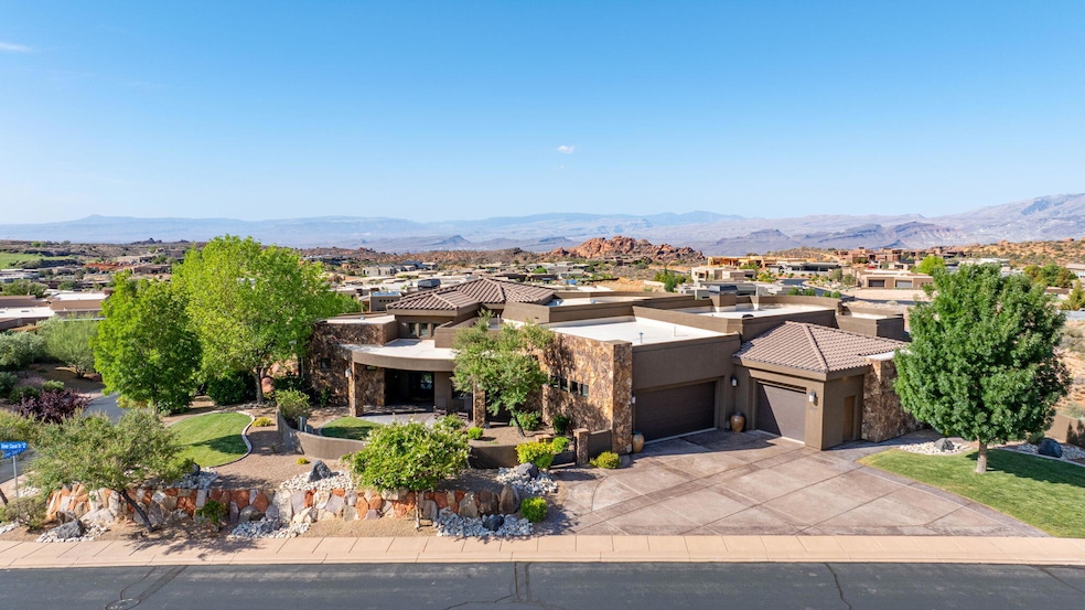 Pending $2,200,000 • Co-Listing Agent