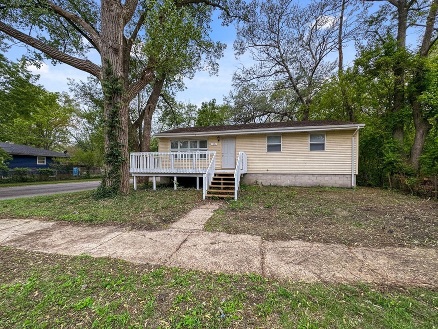 4692 Pennsylvania St, Gary, IN 46409 - photo 1