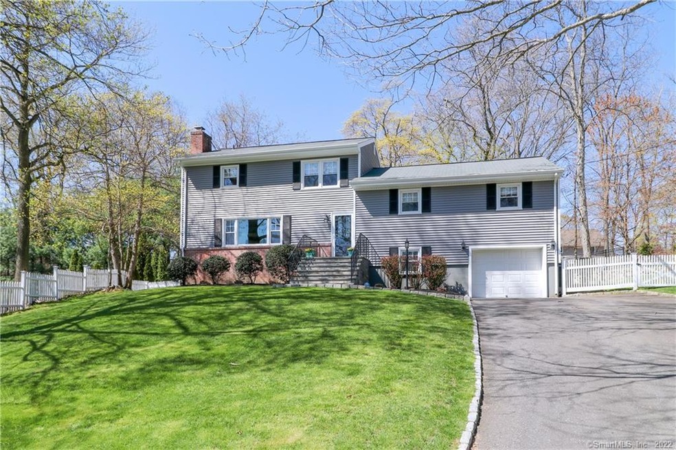 Sold $865,000 • Co-Listing Agent