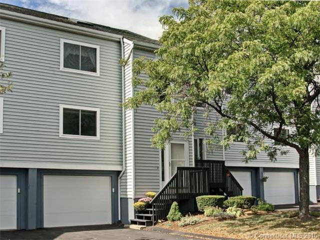 Front entrance thru garage or front door