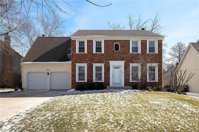 9323 Hall Dr, Lenexa, KS 66219 - photo 1