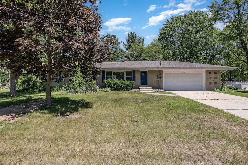 5524 Swede Ave, Midland, MI 48642 - photo 1