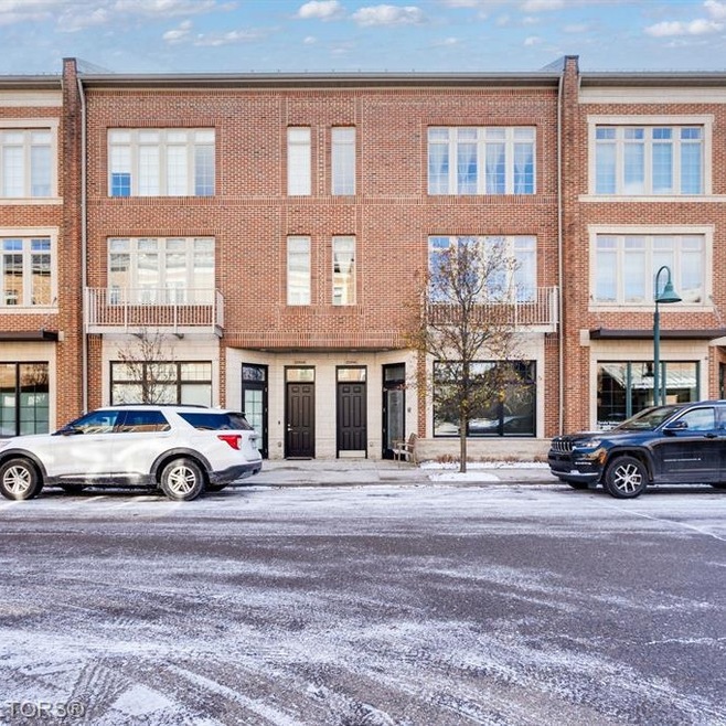 Sold $749,500 • Co-Listing Agent