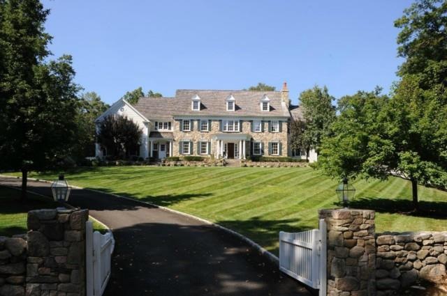 824 N Wilton Rd, New Canaan, CT 06840 - photo 1