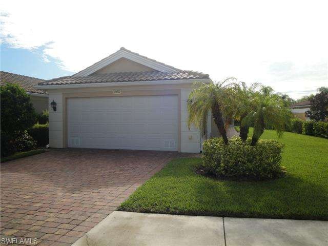Paver brick driveway