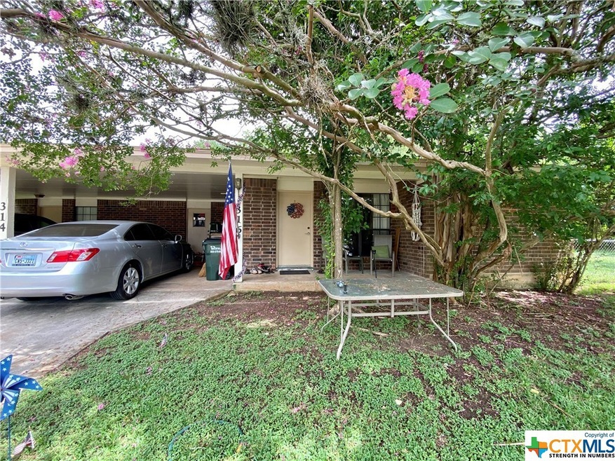 314-316 Craddock Ave, San Marcos, TX 78666 - photo 1