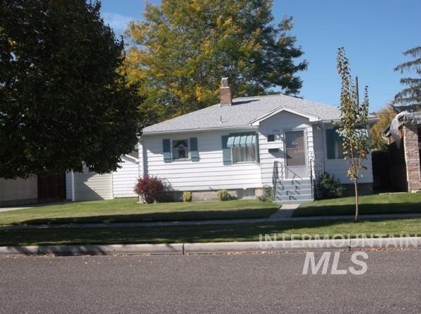1926 Burton Ave, Burley, ID 83318 - photo 1
