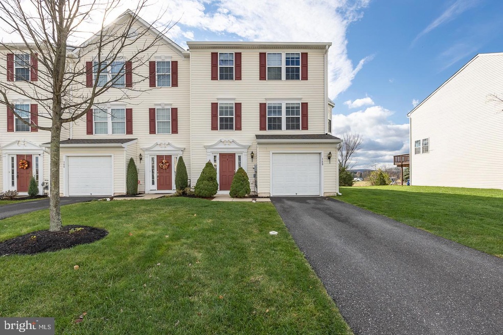 168 S Savanna Dr, Pottstown, PA 19465 - photo 1