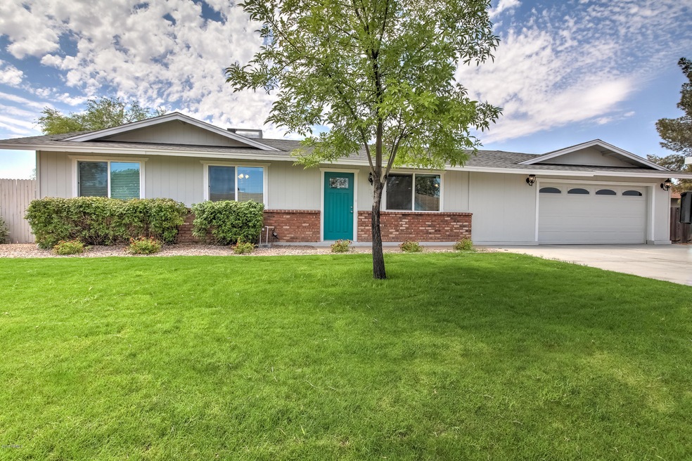 2641 E Juanita Ave-1