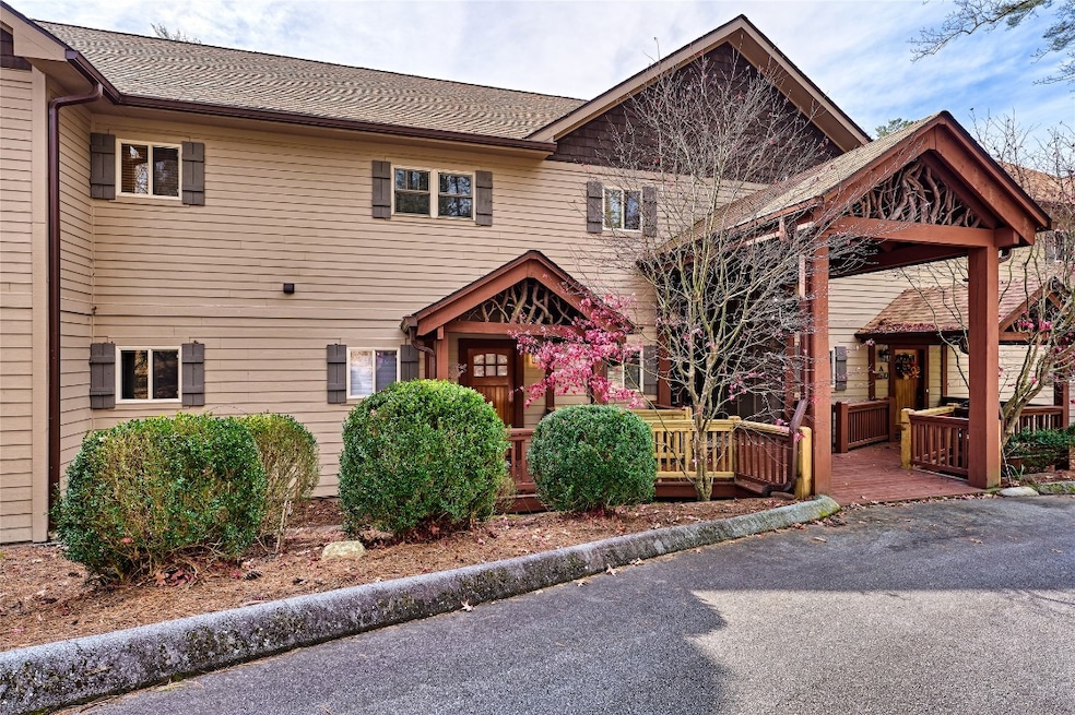 74 Hampton Glen Ln unit C, Sapphire, NC 28774 - photo 1