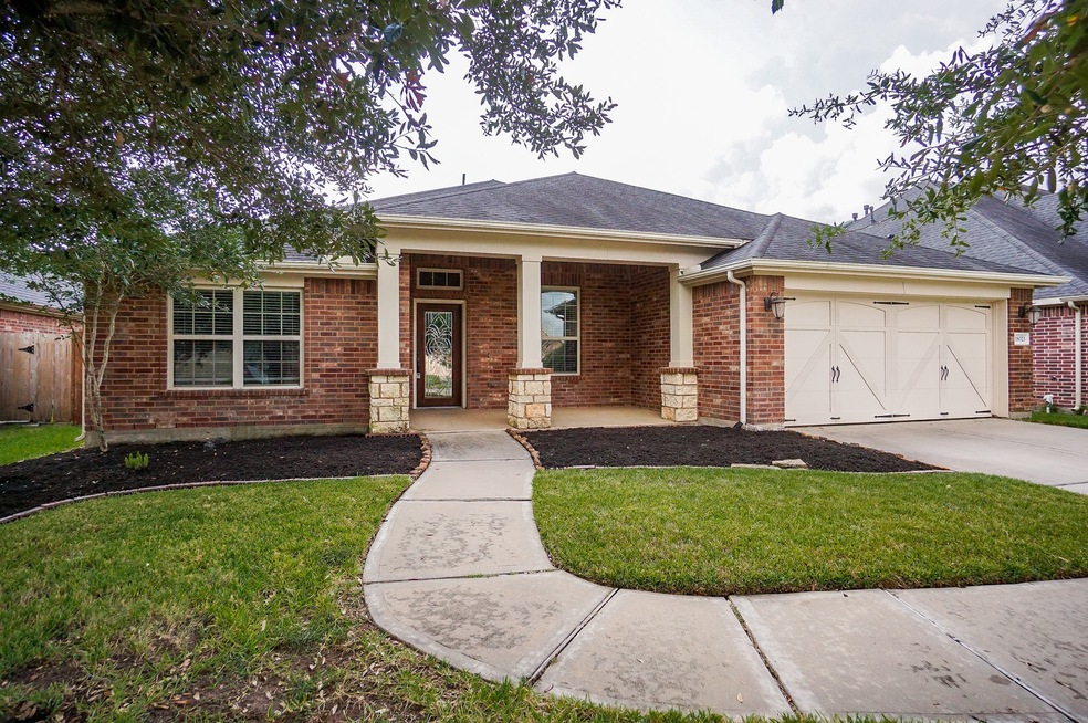 Welcome home to this beautifully updated single-story David Weekley design, located on a quiet cul-de-sac street in the highly-desired Master Planned community of Firethorne; zoned to Katy ISD schools!