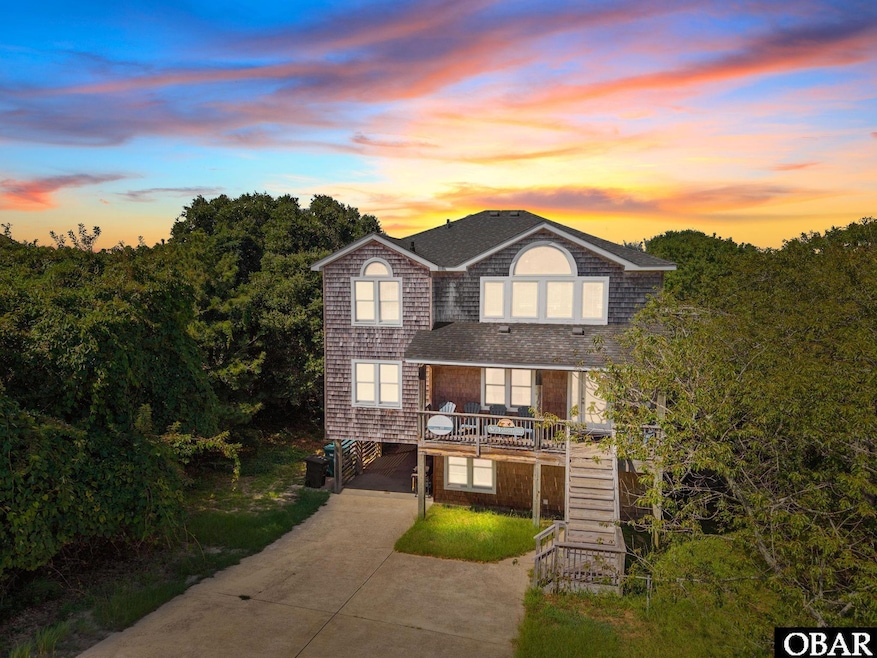 For Sale $929,000 • Co-Listing Agent