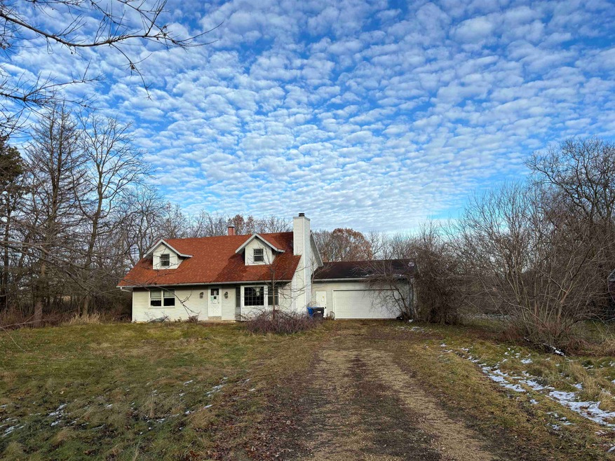 276 Us Highway 14, Brooklyn, WI 53521 - photo 1