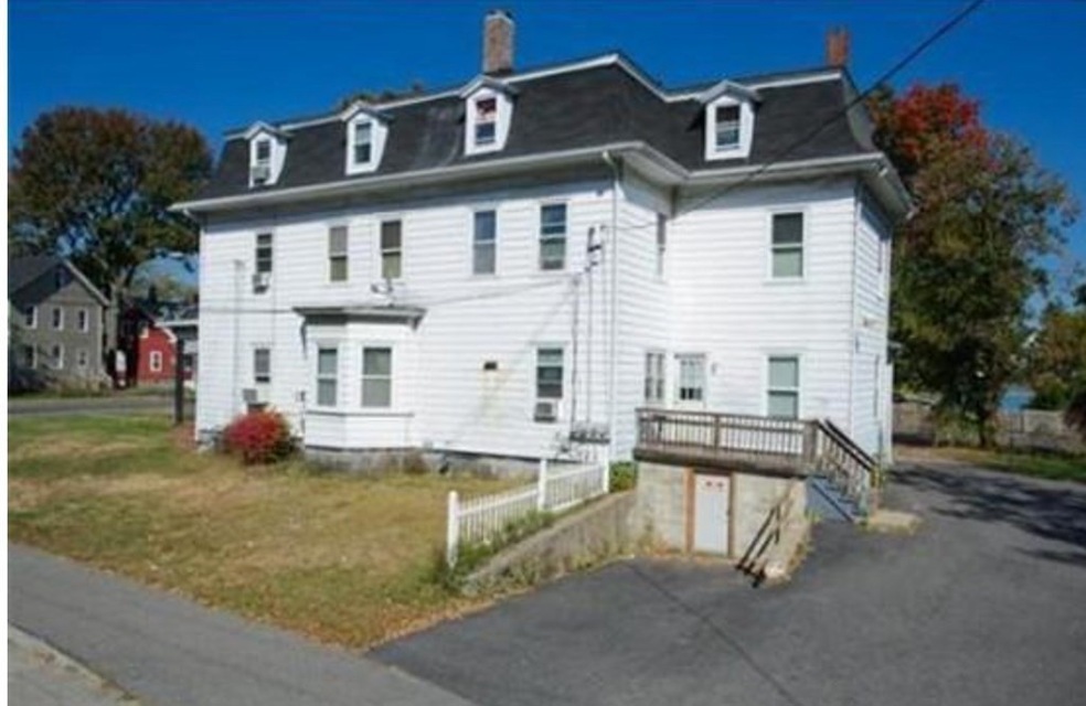 246 Weir St unit 1, Taunton, MA 02780 - photo 1