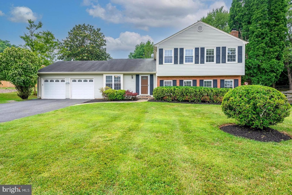 11104 Pinion Ct, North Potomac, MD 20878 - photo 1