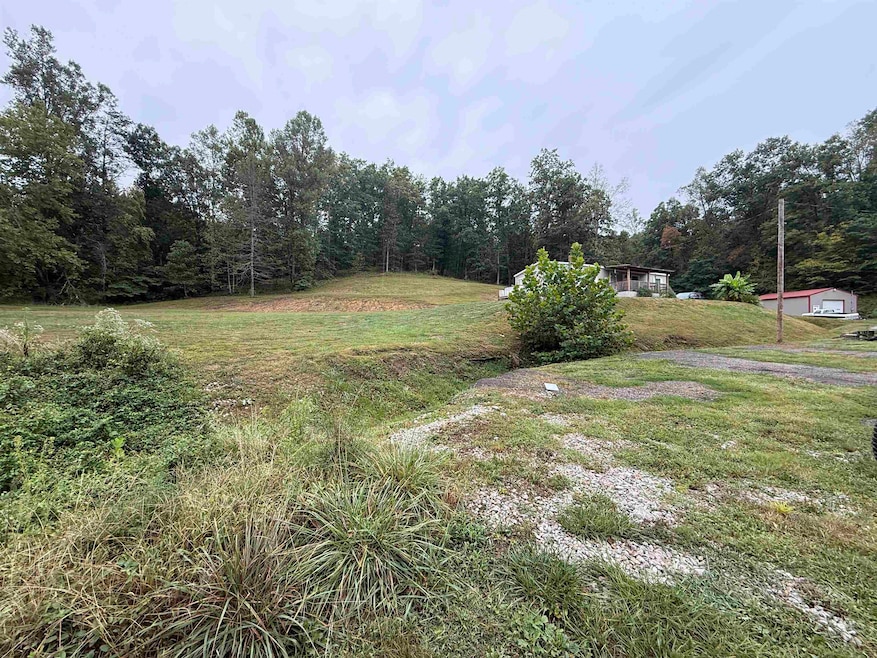 15709 Trace Rd, Rush, KY 41168 - photo 1