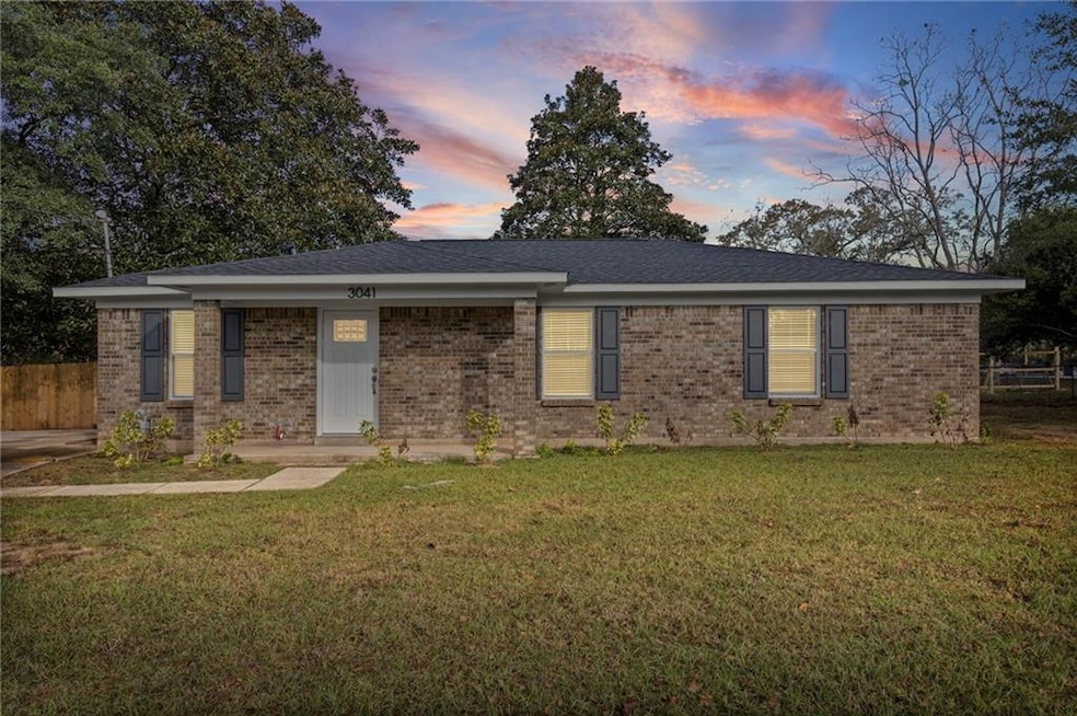 3041 Pretty Branch Dr W, Mobile, AL 36618 - photo 1