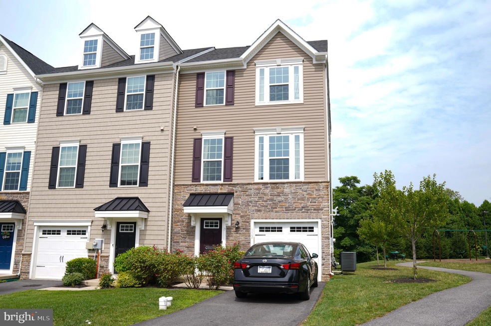 112 Mulberry Dr, Malvern, PA 19355 - photo 1