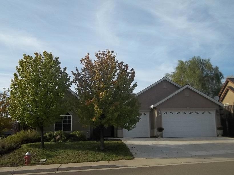 2096 Hedgerow Ave, Redding, CA 96003 - photo 1