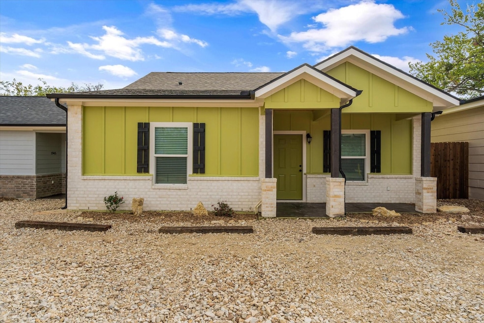 1947 Johnson Bend Rd, Weatherford, TX 76088 - photo 1