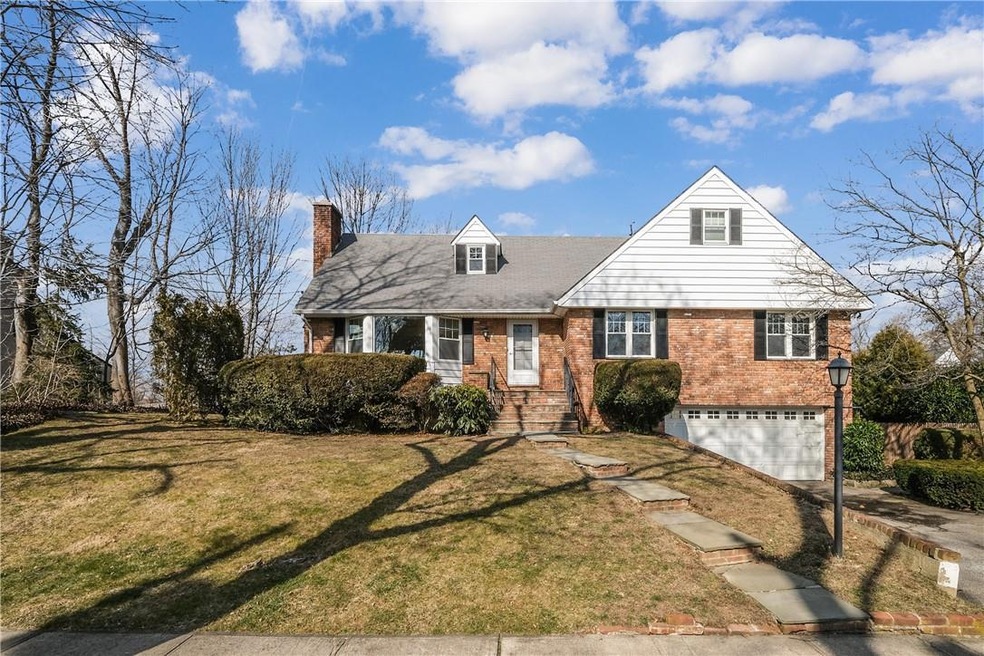 5 Ormond Place, Rye, NY 10580 - photo 1