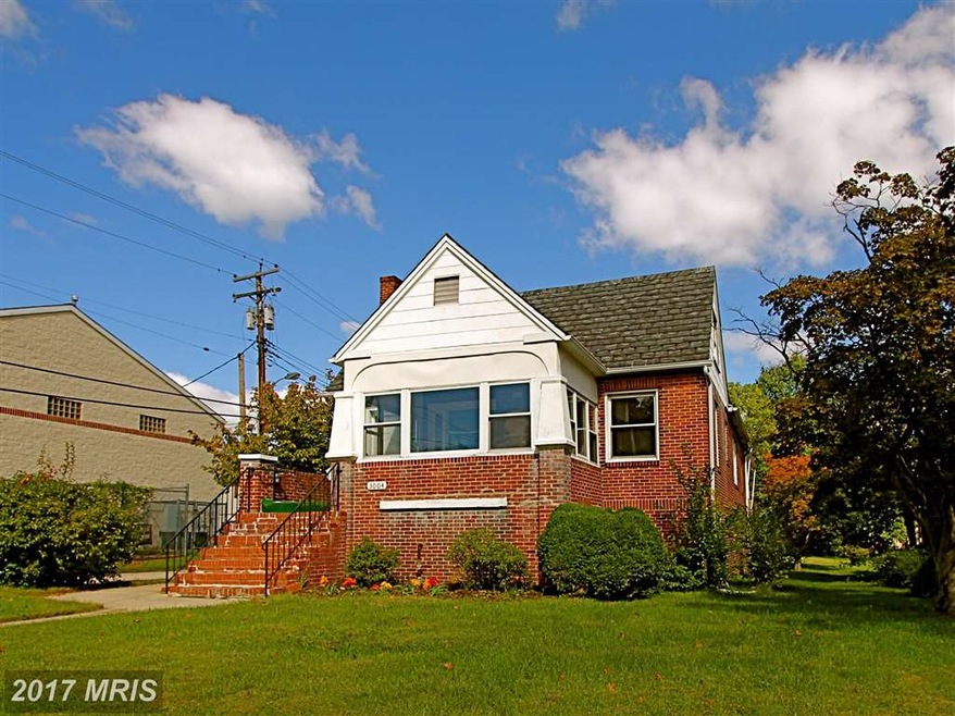 3004 Pinewood Ave, Baltimore, MD 21214 - photo 1