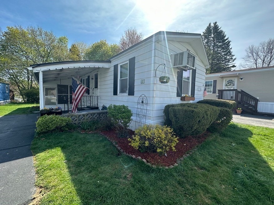 239 Ayer Rd unit 69, Littleton, MA 01460 - photo 1