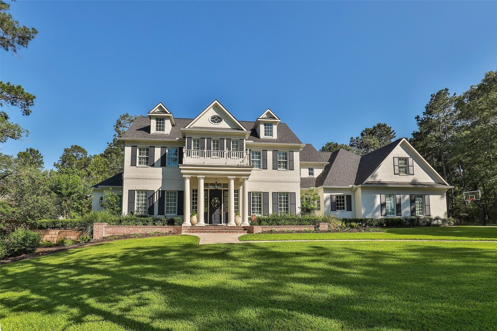 Stunning Estate home on approx 1.35 acres on High Meadow Ranch Golf Course- 18th fairway!