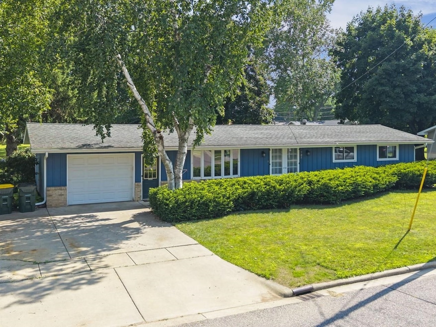 Sold $318,000 • Co-Listing Agent