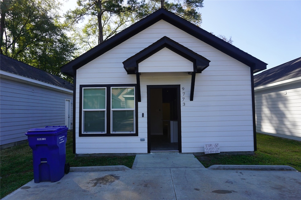 9773 Black Gum, Willis, TX 77318 - photo 1