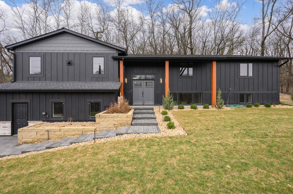 1810 Mayowood Rd SW, Rochester, MN 55902 - photo 1