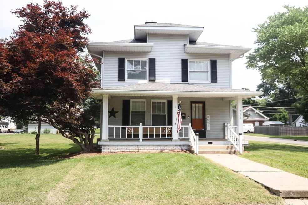 712 E Thompson St, Edinburgh, IN 46124 - photo 1