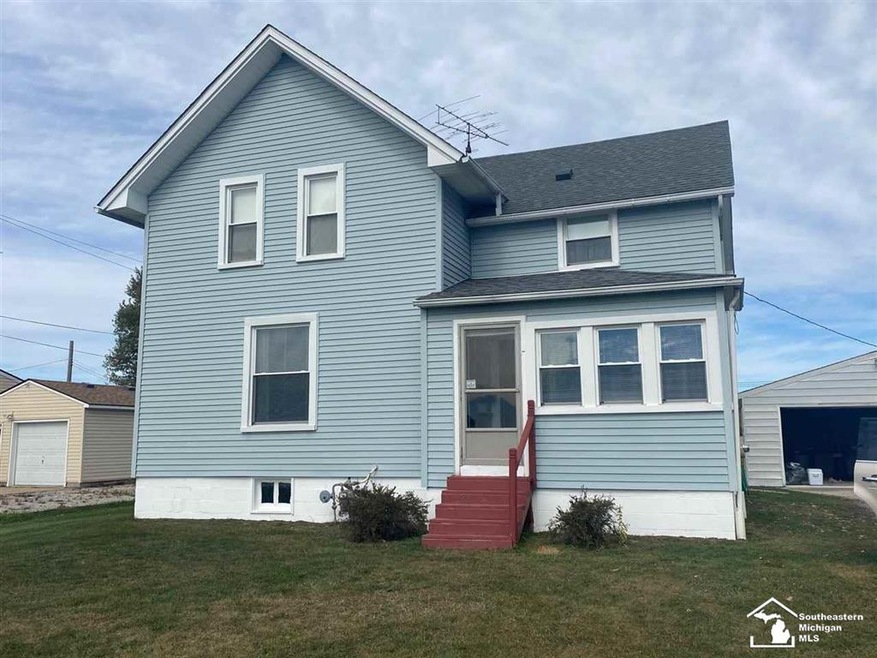 1466 W Labo Rd, Carleton, MI 48117 - photo 1