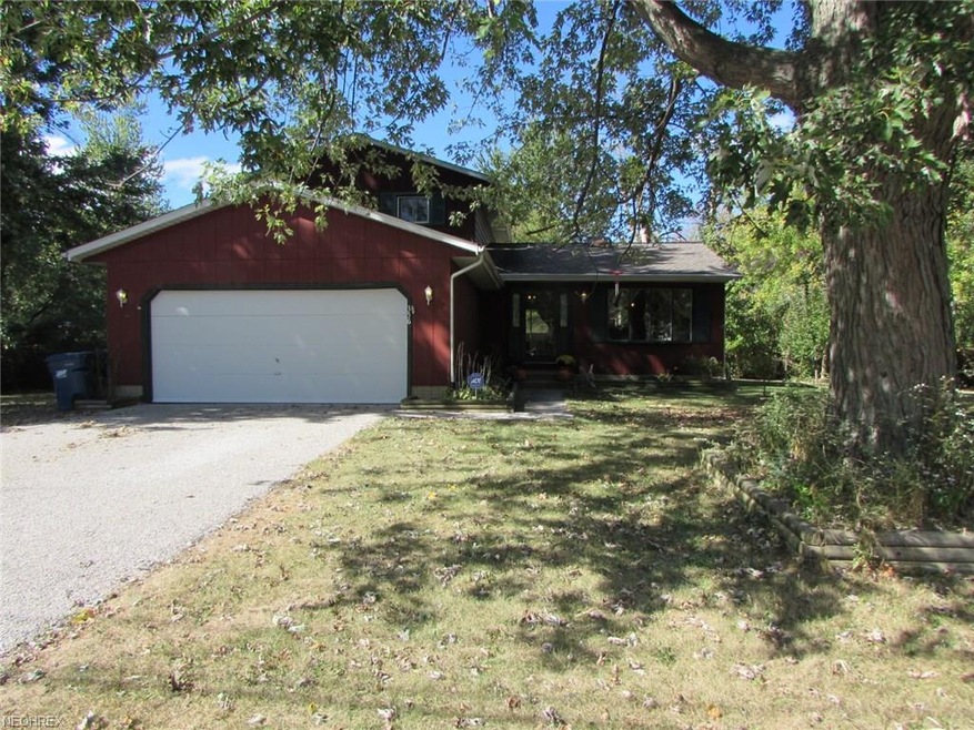 356 Maple Ave, Sheffield Lake, OH 44054 - photo 1