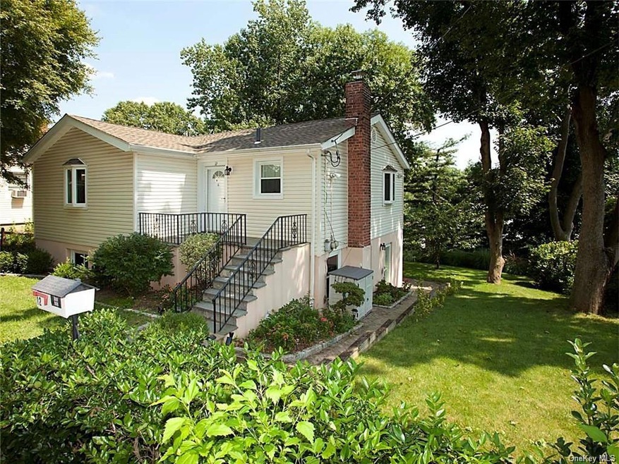 12 Leroy Place, Yonkers, NY 10705 - photo 1